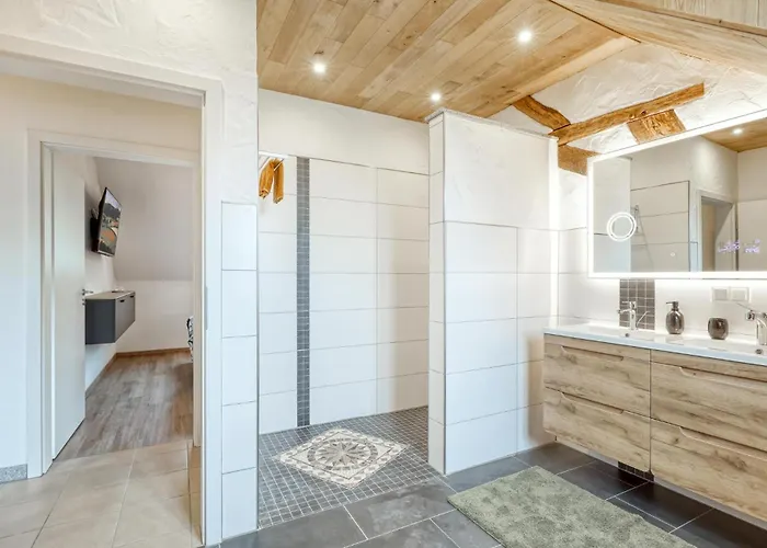 Kleiner Fuchs דירה *